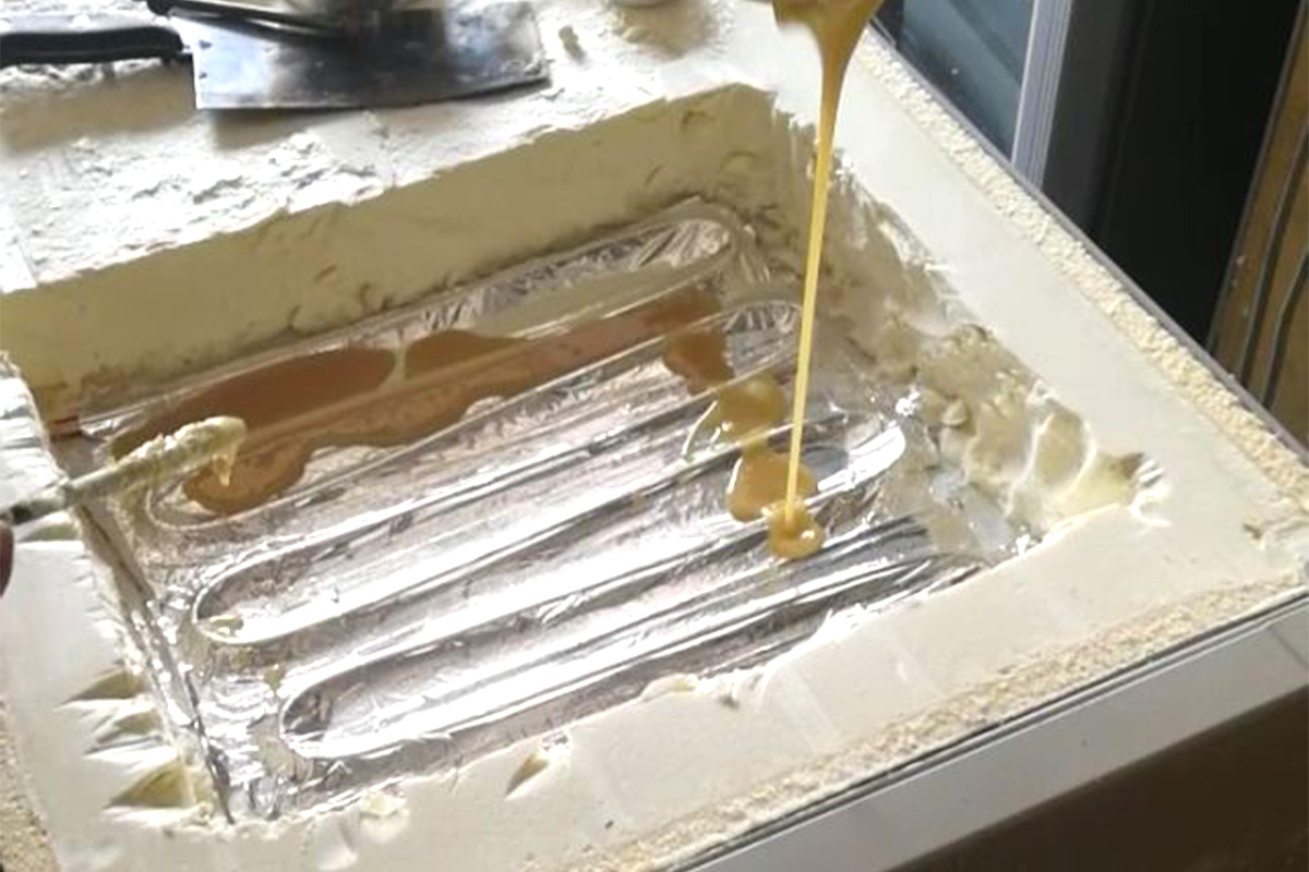 Foam sealant leak plugging